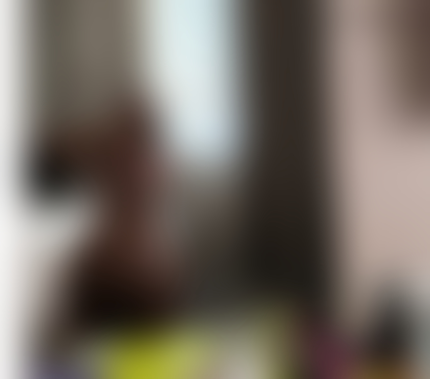 Escorts West London Hillingdon - Photos for young,curvy and elegant babe for your pleasure